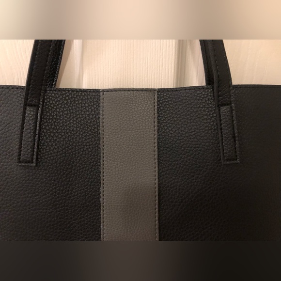 Vince Camuto Black Large Tote with Grey Stripe Beveled Faux Leather (New!) - Picture 4 of 9